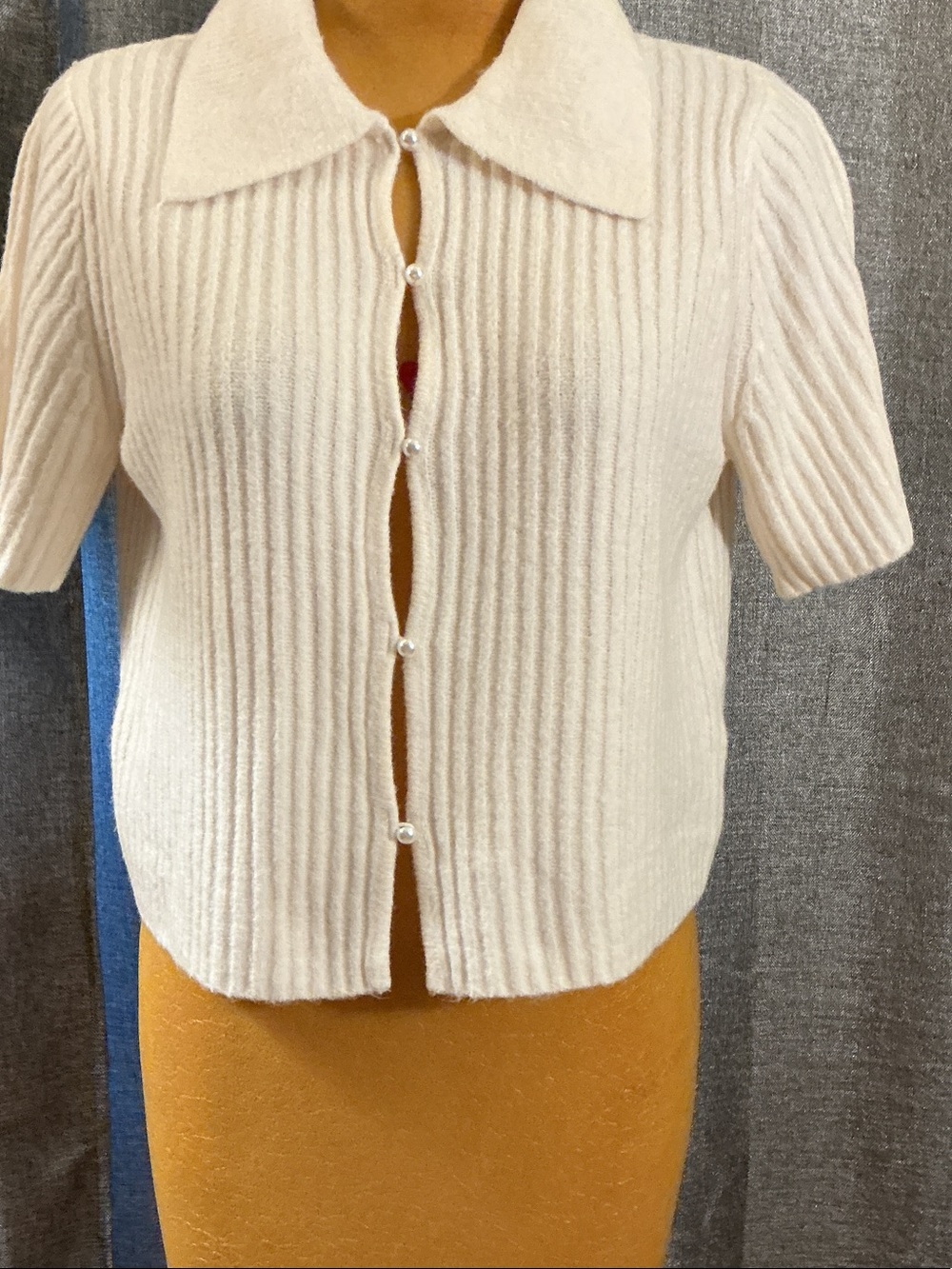 Jessica Simpson Cream Ribbed Short-Sleeve Button-Up Cardigan